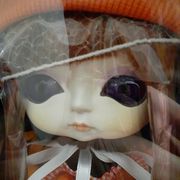 2009 Comiccon Artist Proof Toffee Doll Pumpkin 36/50 - Picture 7 of 10